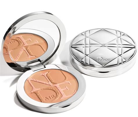 Diorskin Nude Air Glow Poudre Compacte 